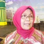 Atasi Persaingan Usaha Tak Sehat, KPPU RI Sosialiasi UU Nomor 5 Tahun 1999 di Sultra Wakil Ketua KPPU RI, R. Kurnia Sya'ranie