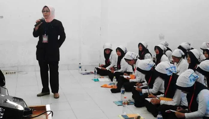 101 Mahasiswi Akbid Pelita Ibu Kendari Ikuti Program PPS