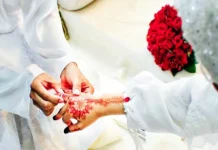 Tak Kunjung Dinikahi Secara Profesi, Perempuan Ini Laporkan Suami Sirinya ke Propam Tak Kunjung Dinikahi Secara Profesi, Perempuan Ini Laporkan Suami Sirinya ke Propam