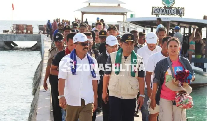 Deputi 2 Bidang Jasa dan SDA Kemenko Maritim Tinjau Infrastruktur Pariwisata Wakatobi