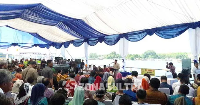 peletakan batu pertama jembatan bahteramas teluk kendari