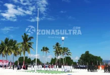 Cuaca Panas, Belasan Peserta Upacara HUT RI Jatuh Pingsan di Pulau Bokori Cuaca Panas, Belasan Peserta Upacara HUT RI Jatuh Pingsan di Pulau Bokori