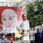 Deklarasi, Penyanyi Budi Doremi Hibur Massa Pendukung Derik-Syariah deklarasi-penyanyi-budi-doremi-hibur-massa-pendukung-derik-syariah