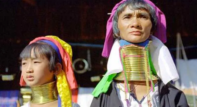 desa-karen-di-thailand