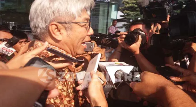 diperiksa-kpk-direktur-jenderal-dirjen-mineral-dan-batubara-minerba-kementerian-energi-sumber-daya-mineral-esdm-bambang-gatot-ariyono diperiksa-kpk-direktur-jenderal-dirjen-mineral-dan-batubara-minerba-kementerian-energi-sumber-daya-mineral-esdm-bambang-gatot-ariyono