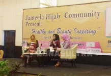 Kunjungi Kendari, Lula Kamal Berbagi Tips Agar Tidak Mudah Stress lula-kamal-bersama-dengan-dr-lies-gantini-saat-menjadi-narasumber-dalam-acara-launching-jameela-hijab-comunity1222
