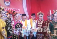 Rasak-Haris Resmi Mendaftar di KPU, Penyelenggara Diingatkan Konsisten Aturan Main pencalonan-walikota-saat-pasangan-bakal-calon-walikota-abdul-rasak-dan-haris-andi-surahman-mendaftar-di-kpu-kendari