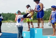 Dayung Kembali Sumbang Medali Emas Ketiga Sultra pendayung-putri-sultra-dayumin-berhasil-menyumbang-medali-emas-bagi-kontingen-bumi-anoa-di-pon-xix