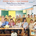 Antam Bantu Program Pengembangan Sekolah di Pomalaa SPD Antam bantu sekolah