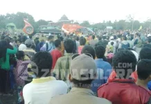 Temani Anak Daftar Pilbup, Ridwan Bae Pakai Heli ke KPU Mubar temani-anak-daftar-pilbup-ridwan-bae-pakai-heli-ke-kpu-mubar