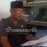 NU dan Muhammadiyah Sepakat 10 Dzulhijjah Perayaan Idul Adha Kepala Seksi Penyelenggara Syariah dan Sistim Informasi Urusan Agama Islam Kantor Wilayah departemen Agama Sultra Abdul Rauf, Saat memberikan keterangan terkait pelaksanaan Sholat Idul Adha, Rabu (7/9/2016). (HASAN/ ZONASULTRA.COM)