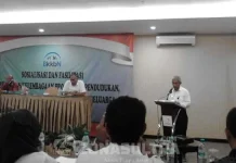BKKBN Gelar Ranperda Nomenklatur Kelembagaan KB Daerah Sosialisasi dan fasilitasi pembentukan kelembagaan KB Daerah oleh BKKBN Propinsi Pusat dan Sulawesi Tenggara (Sultra) kepada SKPD KB Kabupaten/Kota, di Hotel Grand Clarion Kendari, Rabu (28/9/2016). (Sitti Nurmalasari/ZONASULTRA.COM)
