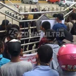 Demo di Kemenag, Massa Aksi Tuding Kakanwil Korupsi Demo di Kemenag, Massa Aksi Tuding Kakanwil Korupsi dan Berselingkuh