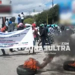 Puluhan Massa Gelar Aksi Damai Ajak Masyarakat Doakan Nur Alam Lolos dari Jeratan Hukum Puluhan Massa Gelar Aksi Damai Ajak Masyarakat Doakan Nur Alam Lolos dari Jeratan Hukum