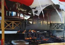 Panggung Upacara Terbakar, Kantor Bupati Konut Nyaris Habis Dilalap Api foto-kebarakaran-belakang-kantor-bupati-konut