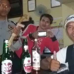 Enam Orang Kepergok Petugas Saat Konsumsi Miras Dalam Mobil Enam Orang Kepergok Petugas Saat Komsumsi Miras Dalam Mobil