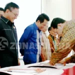 Sido Muncul dan Pemkab Koltim Teken MoU Pengembangan Singkong Gajah penandatangan-koltim