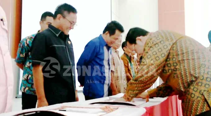 penandatangan-koltim penandatangan-koltim