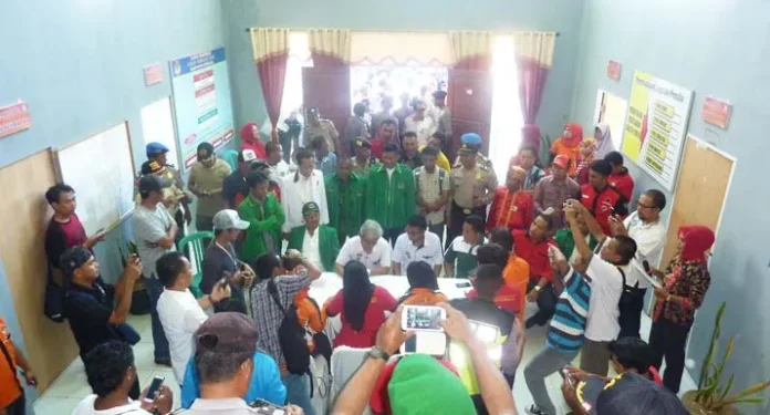 "Berkah" Resmi Daftar di KPU Bombana Dengan Empat Partai Pengusung