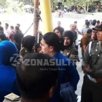 Alasan Gedung Penuh, Dua Orang Perwakilan Danlanal Kendari Dilarang Masuk Alasan Gedung Penuh, Dua Orang Perwakilan Danlanal Kendari Dilarang Masuk