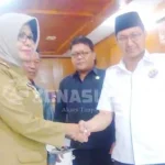 Ditetapkan Jadi Calon Walikota, Rasak Kembalikan Mobil Dinas ditetapkan-jadi-calon-walikota-rasak-kembalikan-mobil-dinas