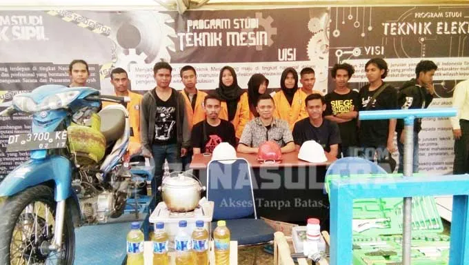 mahasiswa-teknik-mesin-tampilkan-kompor-sumbu-berbahan-bakar-sampah-plastik-di-expo-2016 mahasiswa-teknik-mesin-tampilkan-kompor-sumbu-berbahan-bakar-sampah-plastik-di-expo-2016