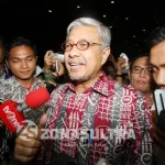 Tak Ditahan Usai Diperiksa 8 Jam, Keluarga Ucapkan Syukur Alhamdulillah nur-alam-kpk-jakarta-kasus-korupsi