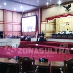 Rapat Paripurna DPRD Sultra Molor Dua Jam, Ini Penyebabnya rapat-paripurna-dprd-sultra-molor-dua-jam-ini-penyebabnya