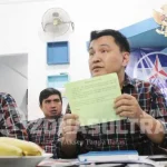 Diserang Kampanye Hitam, Tim Derik-Syahriah Sayangkan Ada Selebaran Berbau Suku selebaran-kampanye-hitam-mengenai-isu-suku-yang-menyerang-pasangan-calon-walikota-derik-syahriah