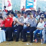 Penonton Padat, Ratusan Aparat Diterjunkan dalam Kejurnas Motor Cross Seri VI aparat-keamanan-kejurnas-motor-cross-seri-vi
