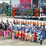 Pertunjukkan Kesenian Daerah Warnai Peringatan HUT TNI di Sultra Pertunjukkan Kesenian Daerah Warnai Peringatan HUT TNI di Sultra