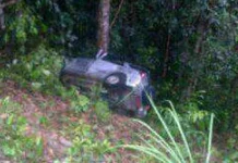 Hindari Motor, Ketua KPU Bombana Masuk Jurang Hindari Motor, Ketua KPU Bombana Masuk Jurang