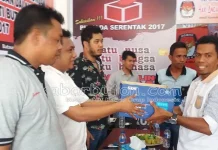 KPUD Busel Tolak Dokumen Dukungan Agus Salim – La Ode Agus