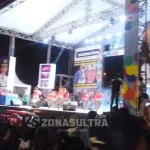 Baubau Masih Menjunjung Tinggi Nilai Budaya Lomba Tari Tradisional tingkat Pelajar dan tingkat kelurahan diperlombakan dalam rangka memperingati HAri Jadi Kota Baubau yang ke 15 Tahun, di Kota Mara Kota Baubau. (MULYADI/ZONASULTRA.COM)