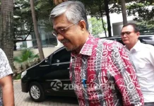 KPK Periksa Nur Alam Hari Ini KPK Periksa Nur Alam Hari Ini