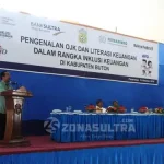OJK Edukasi Literasi Jasa Keuangan pada Ratusan Pelajar di Buton OJK Edukasi Literasi Jasa Keuangan pada Ratusan Pelajar di Buton