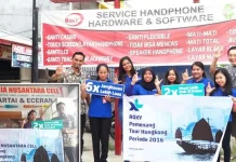 XL Kendari Berangkatkan Dua Owner Outlet Pulsa Tour ke Hongkong XL Kendari Berangkatkan Dua Owner Outlet Pulsa Tour ke Hongkong