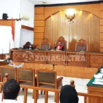 Saksi Ahli Benarkan Penyidik Harus Dari Polri di Praperadilan Gubernur Sultra Saksi Ahli Benarkan Penyidik Harus Dari Polri di Praperadilan Gubernur Sultra