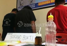 Tak Hanya Ganja, Polisi Juga Amankan Badik dari Tangan Pemuda SA dan BU Tak Hanya Ganja, Polisi Juga Amankan Badik dari Tangan Pemuda SA dan BU