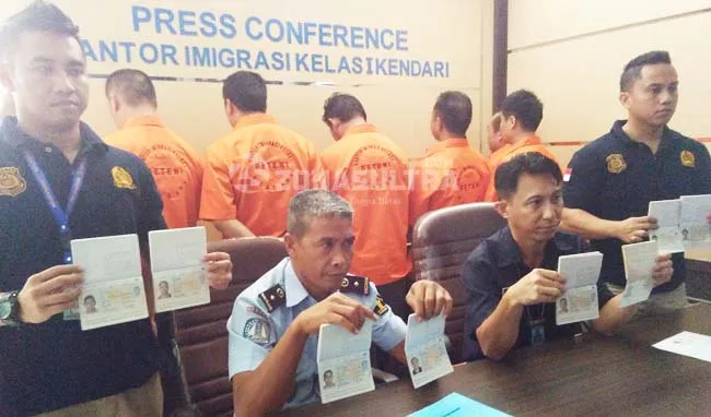 tka_tiongkok Diduga Langgar Izin Tinggal, Imigrasi Kendari Amankan 8 WNA Asal Tiongkok