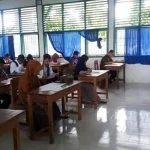 179 Orang Ikut Tes Penyuluh Agama Islam Non PNS di Kemenag Wakatobi Peserta tes penyuluh agama islam non PNS Sebanyak 179 peserta mengikuti tes tertulis dan wawancara yang digelar panitia tes lingkup Kemenag Wakatobi, Minggu 920/11/2016).