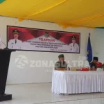 Wabup Konkep : Kasek dan Kades Jangan Hanya Pikirkan Dana Bos dan Dana Desa Wakil bupati konkep, Andi Muhammad Lutfi saat menyampaikan wejangan berkait tanggung jawab yang diberikan kepada para pejabat pengawas dan fungsional dirujab bupati konkep (02/11/2016) dilangara. (Arjab Karim/ZONASULTRA.COM)