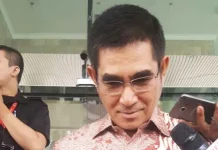 Diperiksa KPK, Mantan Ketua MK Ditanya Seputar Pengambilan Putusan Perkara Diperiksa KPK, Mantan Ketua MK Ditanya Seputar Pengambilan Putusan Perkara