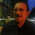 Hasan Mbou: KPK Lambat Tetapkan Tersangka Umar Samiun Anggota Dewan Perwakilan Rakyat Daerah (DPRD) Pemerintah Provinsi (Pemprov) Sulawesi Tenggara (Sultra) Abdul Hasan Mbou usai diperiksa Komisi Pemberantasan Korupsi (KPK) Kamis (3/11/2016) malam. (Rizki Arifiani/Zonasultra.com)