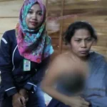 Derita Kanker Payu Dara, Warga Koltim Ini Butuh Bantuan Biaya Pengobatan Manda (35) Desa Lalowosula Kecamata Ladongi Kabupaten Kolaka Timur (Koltim) menderita kanker payu dara. Manda membutuhkan uluran tangan untuk operasi dan biaya pengobatan. .(JASPIN/ZONASULTRA.COM)