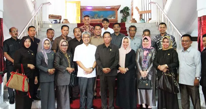 kinerja_dprd_sultra3