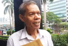 7 Jam Diperiksa KPK, Mantan Calon Wakil Bupati Buton Ditanyai Seputar Gugatan Pilkada Buton 7 Jam Diperiksa KPK, Mantan Calon Wakil Bupati Buton Ditanyai Seputar Gugatan Pilkada Buton