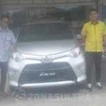 Jelang Tutup Tahun Toyota Kalla Diskon Toyota Calya Toyotta Kalla Kendari mengusung produk unggulan Toyota Calya Fan New Grand Avanza. Untuk menggaet customer promo dihelat dibeberapa titik keramaian meliputi wilayah Wua wua (Rabam), ex lapangan MTQ, Anduonohu, dan Marina. (Foto : Istimewa)