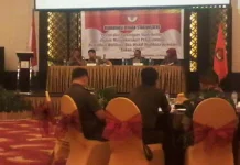 APK Tiga Paslon Walikota Dirusak, Panwas Kesulitan Deteksi Pelaku APK Tiga Paslon Walikota Dirusak, Panwas Kesulitan Deteksi Pelaku