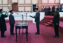 DPRD Sultra Lantik Anggota Pengganti Antar Waktu DPRD Sultra Lantik Anggota Pengganti Antar Waktu